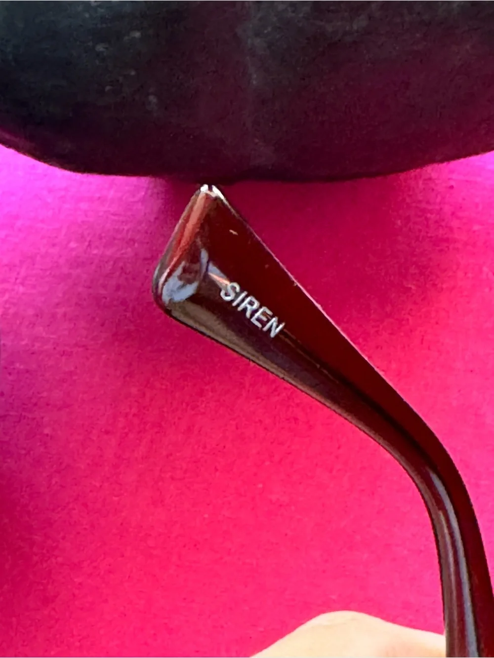 Women's Brown Oval Sunglasses - Sleek Everyday Style